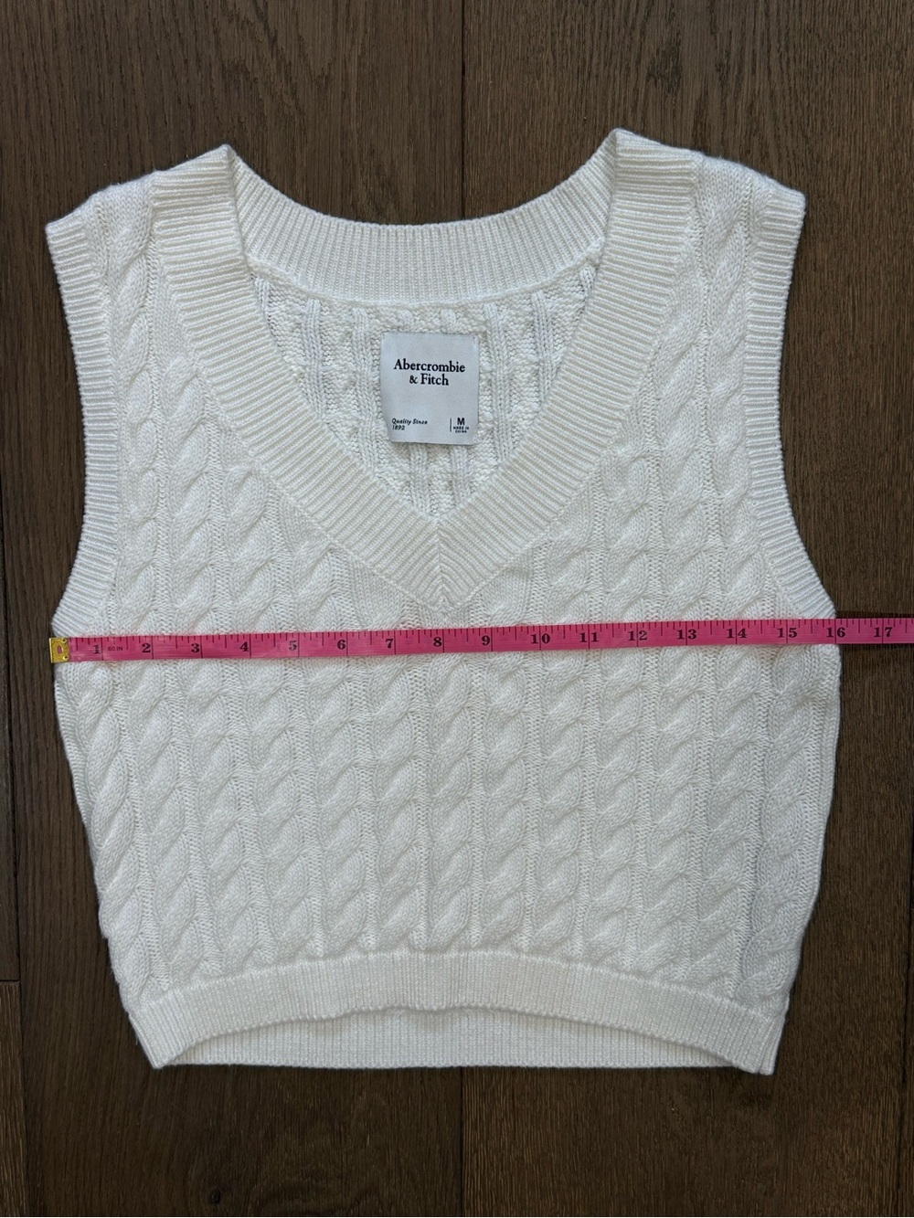 Abercrombie & Fitch Cable-Knit V-Neck Sweater Vest Cream Size M - Picture 5 of 6